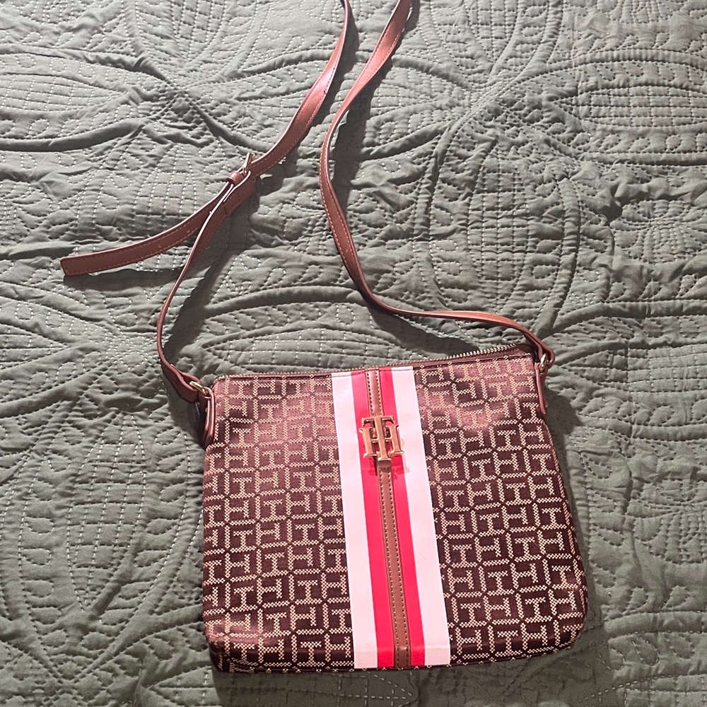 Tommy Hilfiger Crossbody Bag